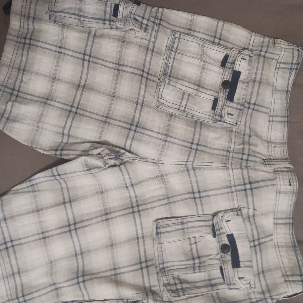 Mens plaid cargo shorts size 38